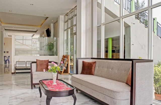 OYO 90112 Hotel Permata Inn