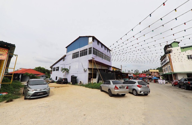 OYO 91005 MY Gunung Budget Hotel