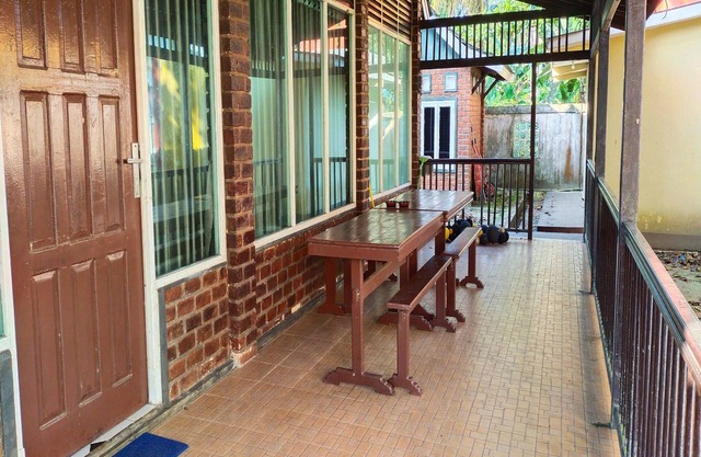 OYO 93528 Guest House Zidan 21