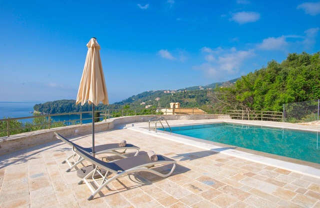Paleopetres K-Two - Premium Double Suite - sea views - pool - Kalami -