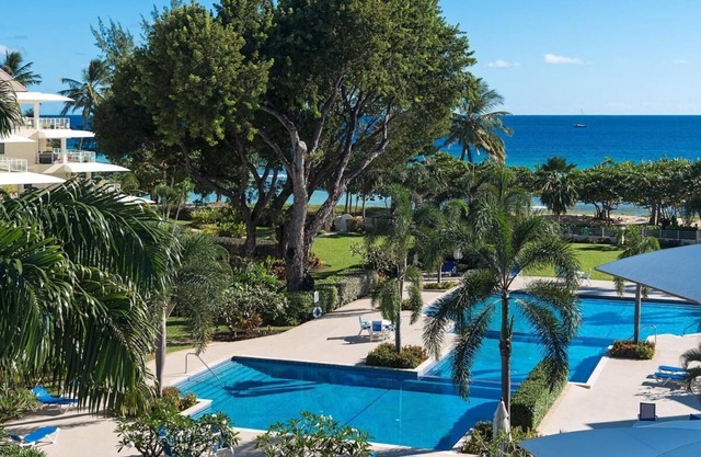 Palm Beach 410 Summer Specials 2025 Pay 6 stay 7 | Beach View - Located in Beautiful Palm Beach, Christ Church with House Cleaning Included