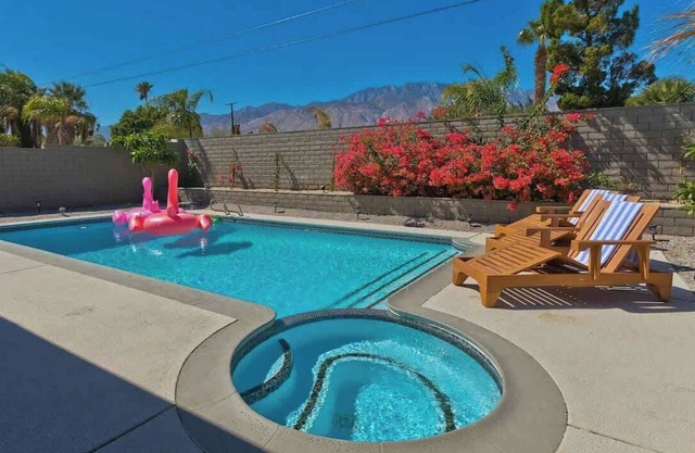 Palm Springs Adobe Pool Home