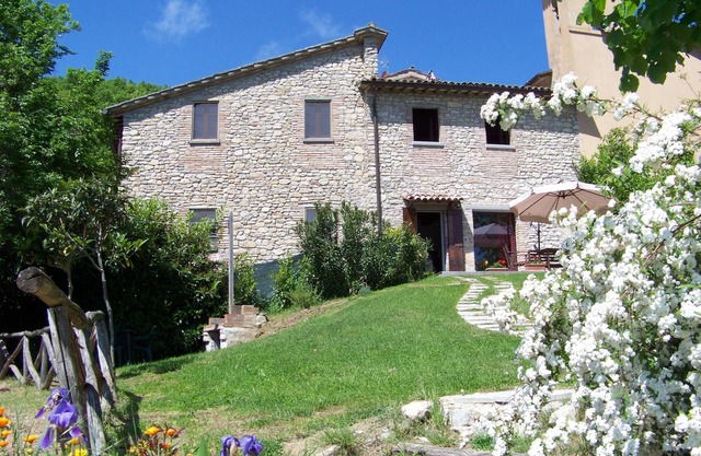 Panoramic Rustico with swimming pool between Umbria and Tuscany 1