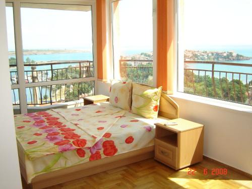 Holiday Sozopol Persons 