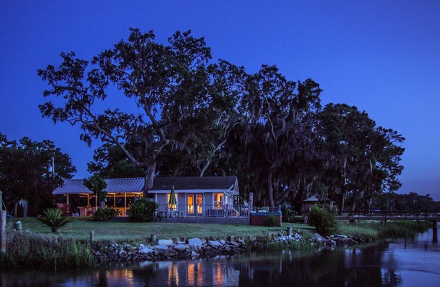 Panoramic Water Views, Deep Water Dock, Right outside Your Doors!