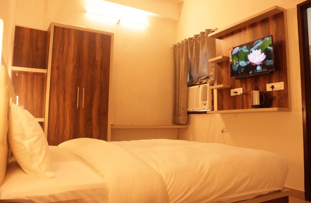 Paradise Inn