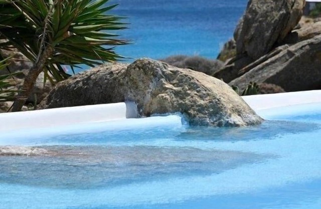 PARAGA SEA VIEW VILLA 2 WALKING DISTANCE to BEACH n by Calypso Sunset Villas