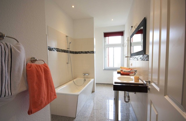 Parthe - Romantic Apartments in Leipzig, *2km to the city center*