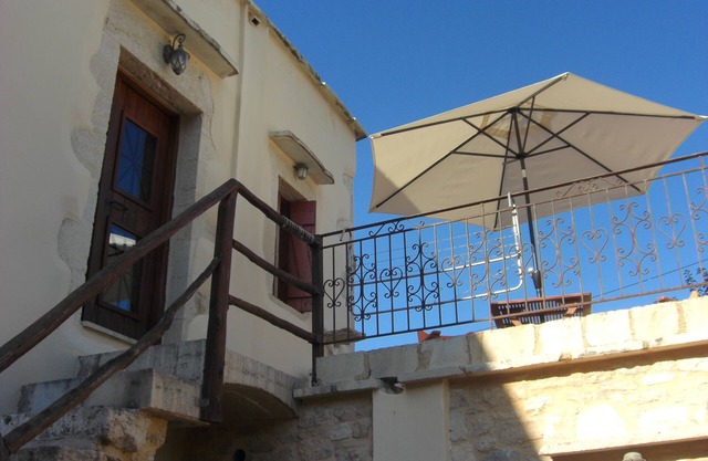 Patriko Traditional Residence