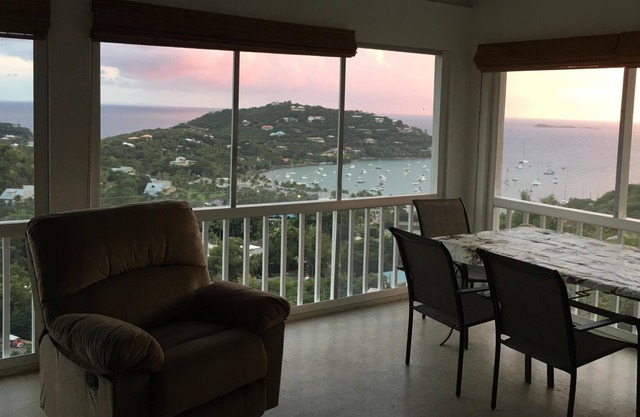 PattyM's Place Upstairs, St John