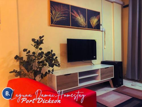 PD 2BR Laguna Damai Homestay - GF, Pool Access & Near Beach