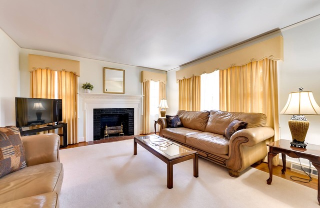 Peaceful Camden Vacation Rental ~ 3 Mi to Town!