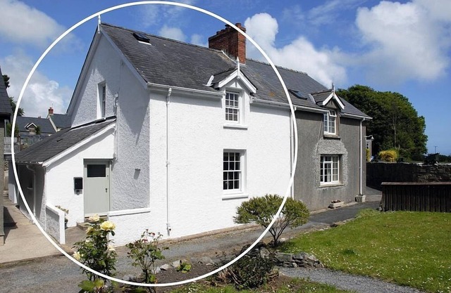 Peaceful cottage ideal for access to the Stackpole Estate and the Coastal Path