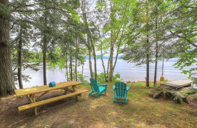Pebble Cove, Private Waterfront, Rangeley, ME