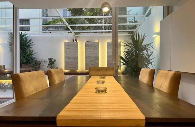 Pembroke St Julians Luxury, Comfort, Location