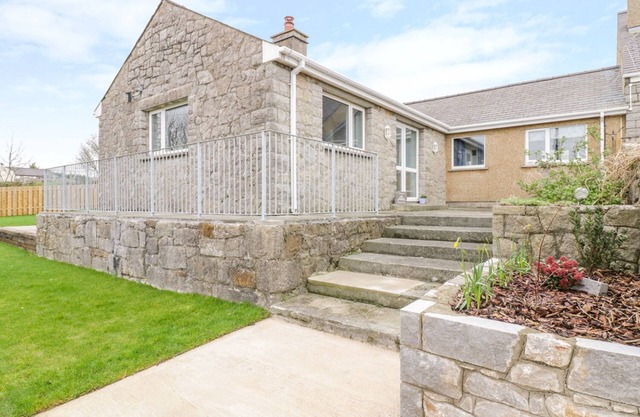 PEN BRYN, with open fire in Benllech