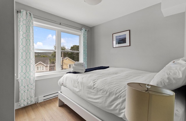 Pennywell Prestige | 3 bed | 1.5 Bath | Garage