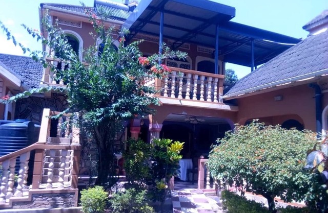 Penthouse Inn