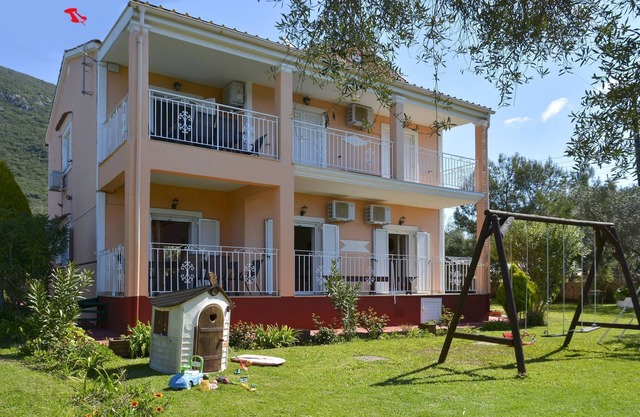 Perfect for peace seekers! Holiday home close to the beach | Prassoudi, Corfu
