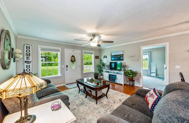 Perfect Guntersville Retreat Near Tennessee River!