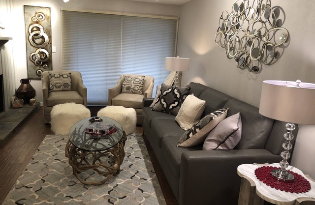 PERFECTLY LOCATED ASPEN CONDO! Walking distance to everything in Aspen!