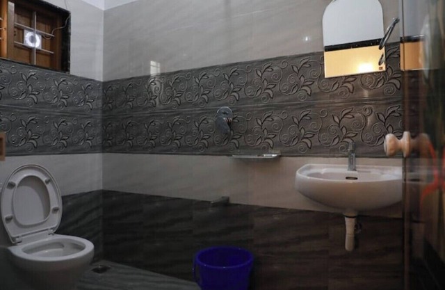 Periyar Homes Deluxe Room 101