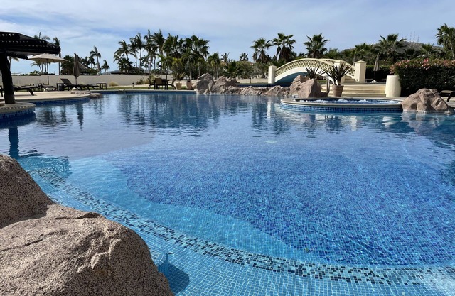 PERSONAL CONCIERGE! steps from the ocean with amazing views
