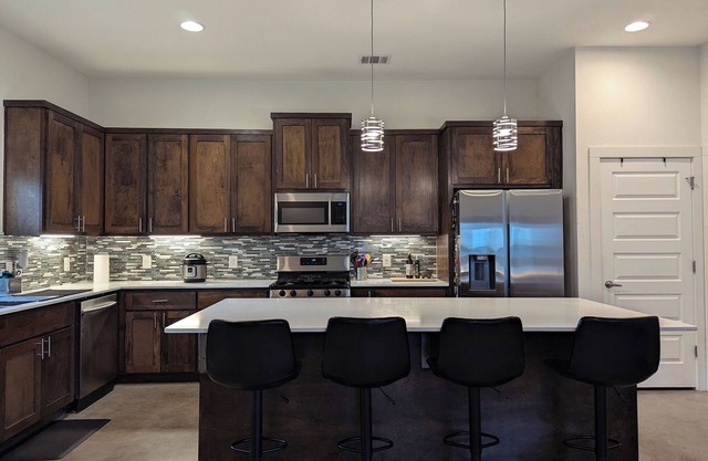 Pet-Friendly ATX International House