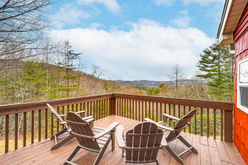 Pet-Friendly Cabin with Hot Tub in North Carolina!