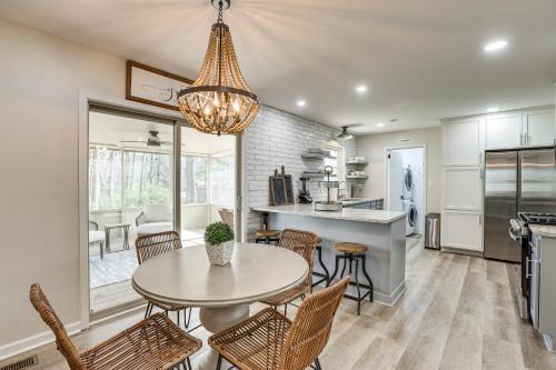 Pet-Friendly Fultondale Home about 9 Mi to Birmingham!