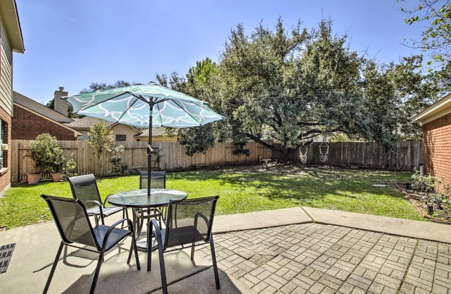 Pet-Friendly Houston Rental with Private Patio!