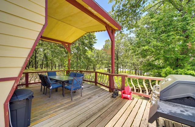 Pet-Friendly McAlester Home w/Lake Eufaula Access