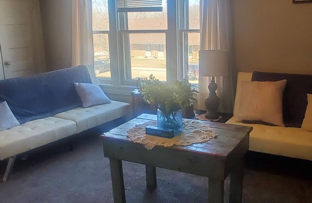 Pheasant Hunting Entire Apt 2 Bdrms- 1 Bonus room
