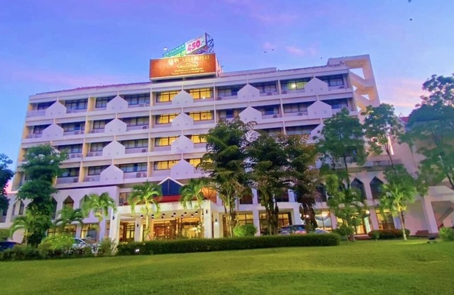 Phuphanplace Hotel