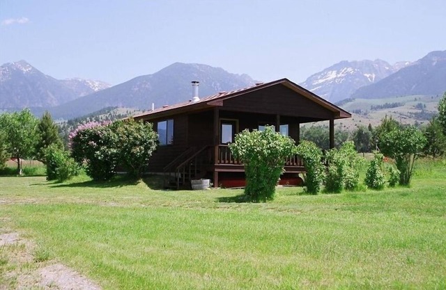 PINE CREEK CABIN Located in the Heart Of Fly-Fishing Country