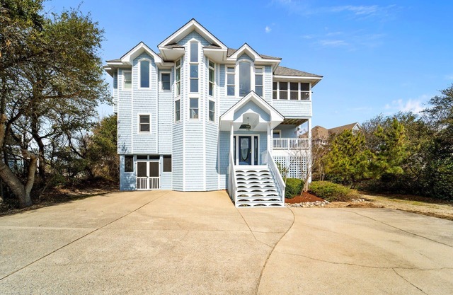 Pine Island Perfection - 3min to beach w Pool,Spa!