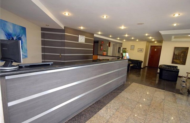 Plaza Suite Hotel