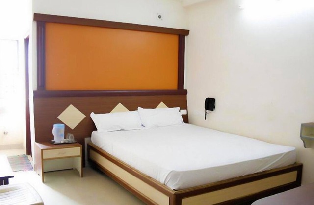 Pleasant Room Stay near Thanjavur Junction