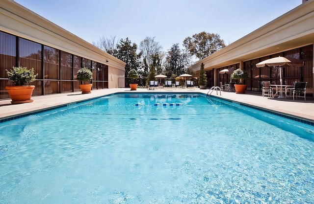 Pleasant Stay, Convenient Location! 2 Convenient Units, Pool, Pets Allowed