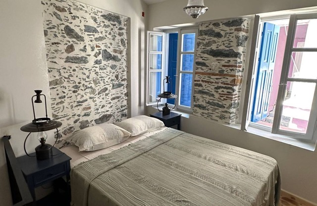 Plomari Geometer House: 1br with WiFi, AC