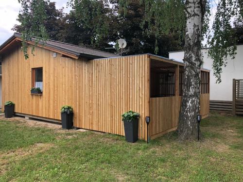 Počitniška hišica, Kamp Terme Ptuj, vključene 4 kopalne karte