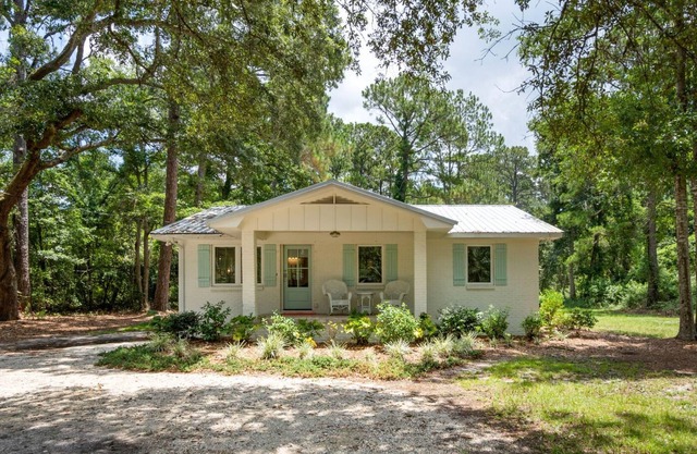 Point Clear Cottage