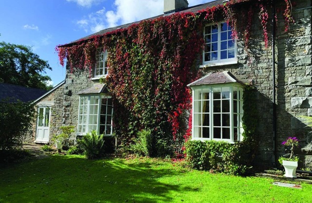 Pontyclerc Farm House B&B