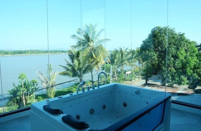 Pool villa rimkhong Nakhorn panom