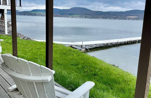 Poplar Lane Cottage – Your Lake Escape
