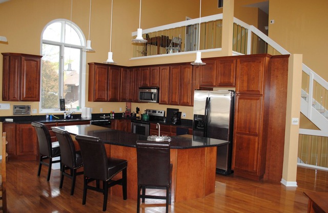 Powers Lake House- Sleeps 12: