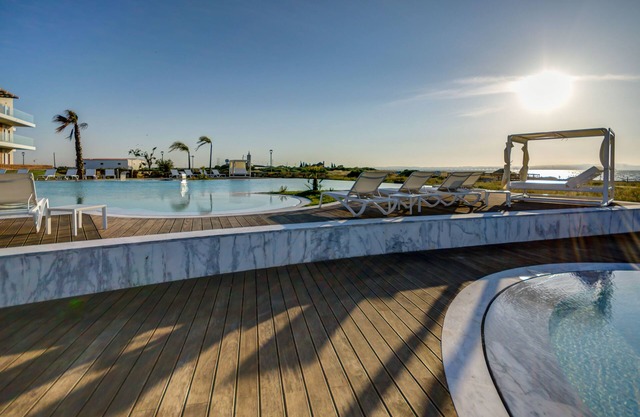 Praia do Sal Lisbon Resort