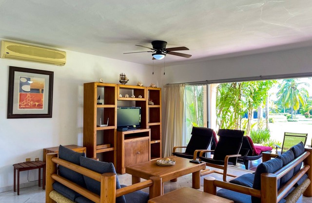 Preciosa Villa con Acceso a Playa y Albercas