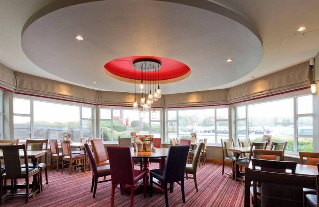 Premier Inn Coventry East - M6 J2