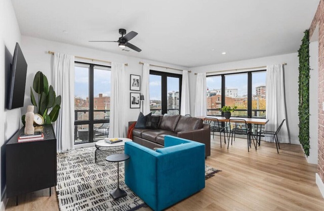Premium Condo by Vanderbilt HUGE Wrap Around Patio